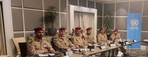 الأزمة اليمنية..  الحوثيون يلوحون عسكريا من عمان ويغازلون "الرئاسي" من صنعاء